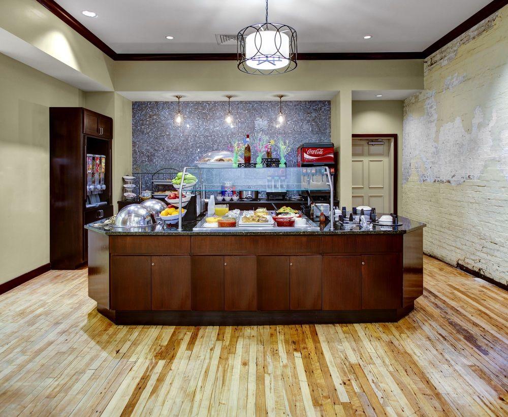 Staybridge Suites Savannah Historic District By Ihg Extérieur photo