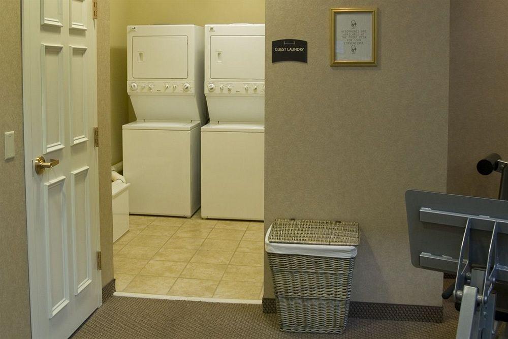 Staybridge Suites Savannah Historic District By Ihg Extérieur photo