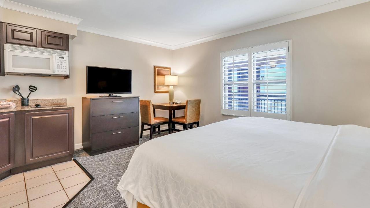 Staybridge Suites Savannah Historic District By Ihg Extérieur photo