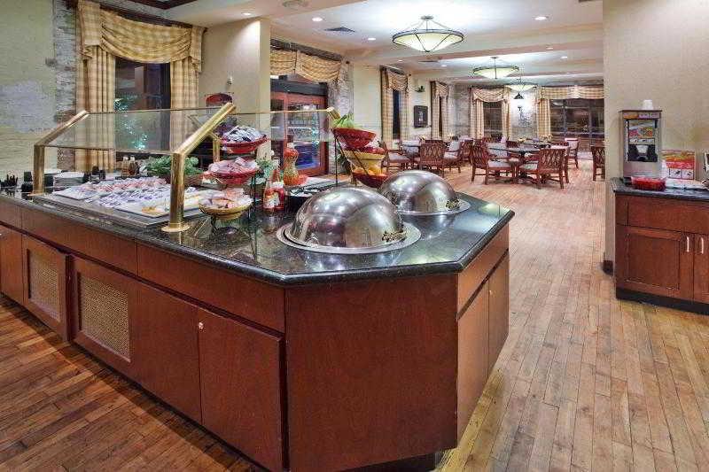 Staybridge Suites Savannah Historic District By Ihg Extérieur photo