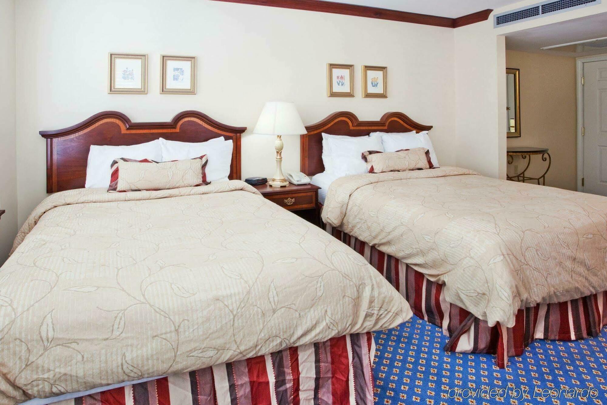 Staybridge Suites Savannah Historic District By Ihg Extérieur photo